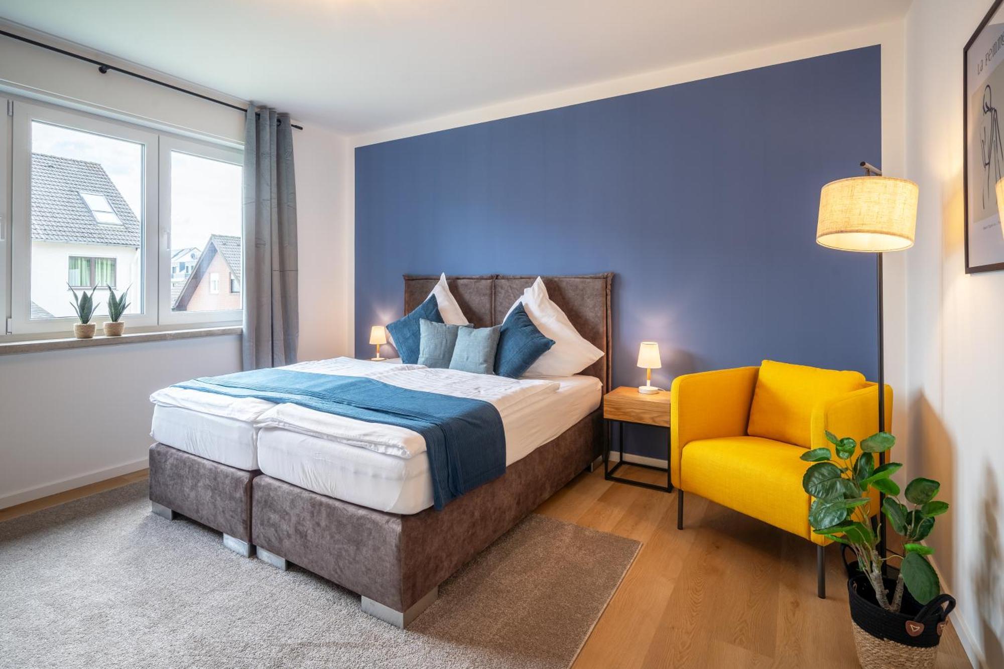 Raw-Flat Meier - Modern - Stylisch - Balkon - Netflix Bielefeld Kültér fotó